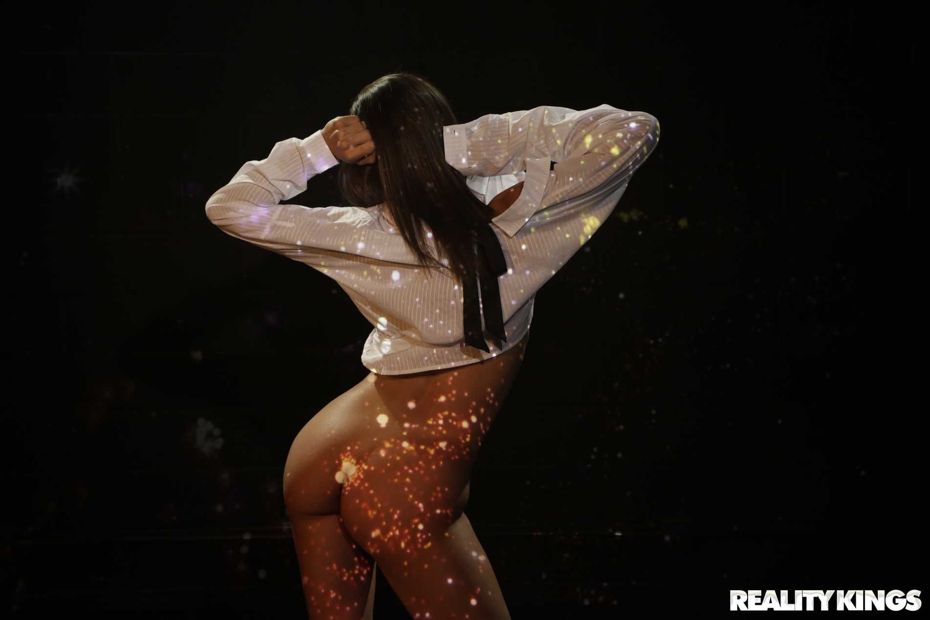 Reality Kings 'Highlighting Her Curves' starring Abella Danger (Photo 12)