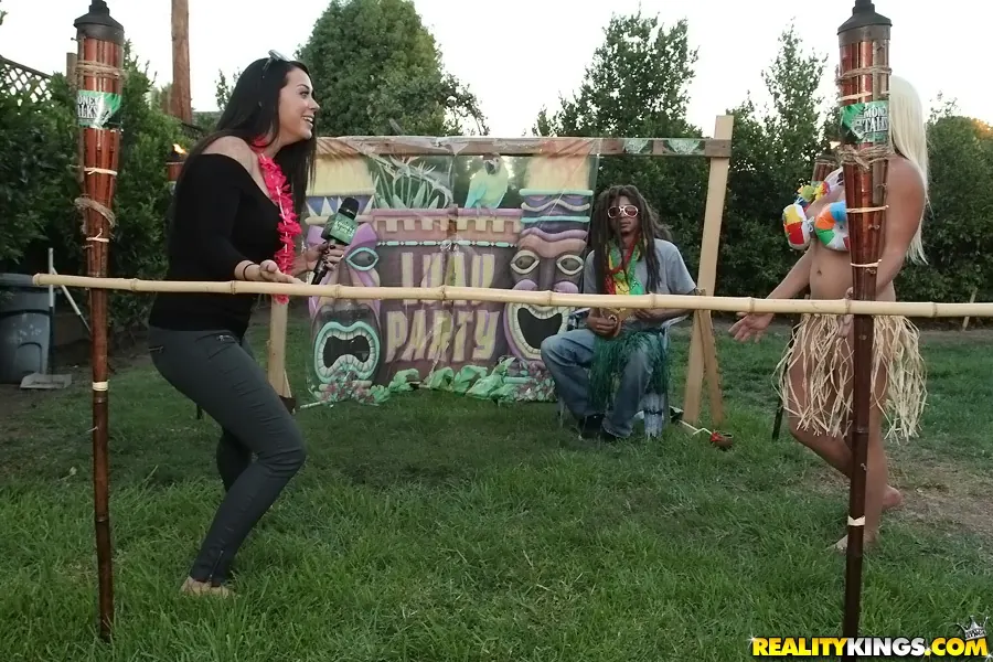 Reality Kings 'Back seat booty' starring Addison Grey (Photo 135)