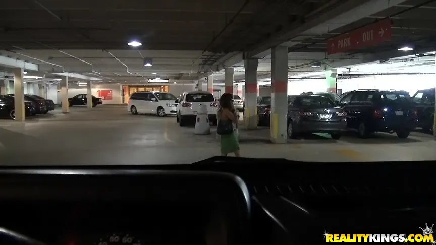 Reality Kings 'Head to head' starring Alice Hatter (Photo 1)