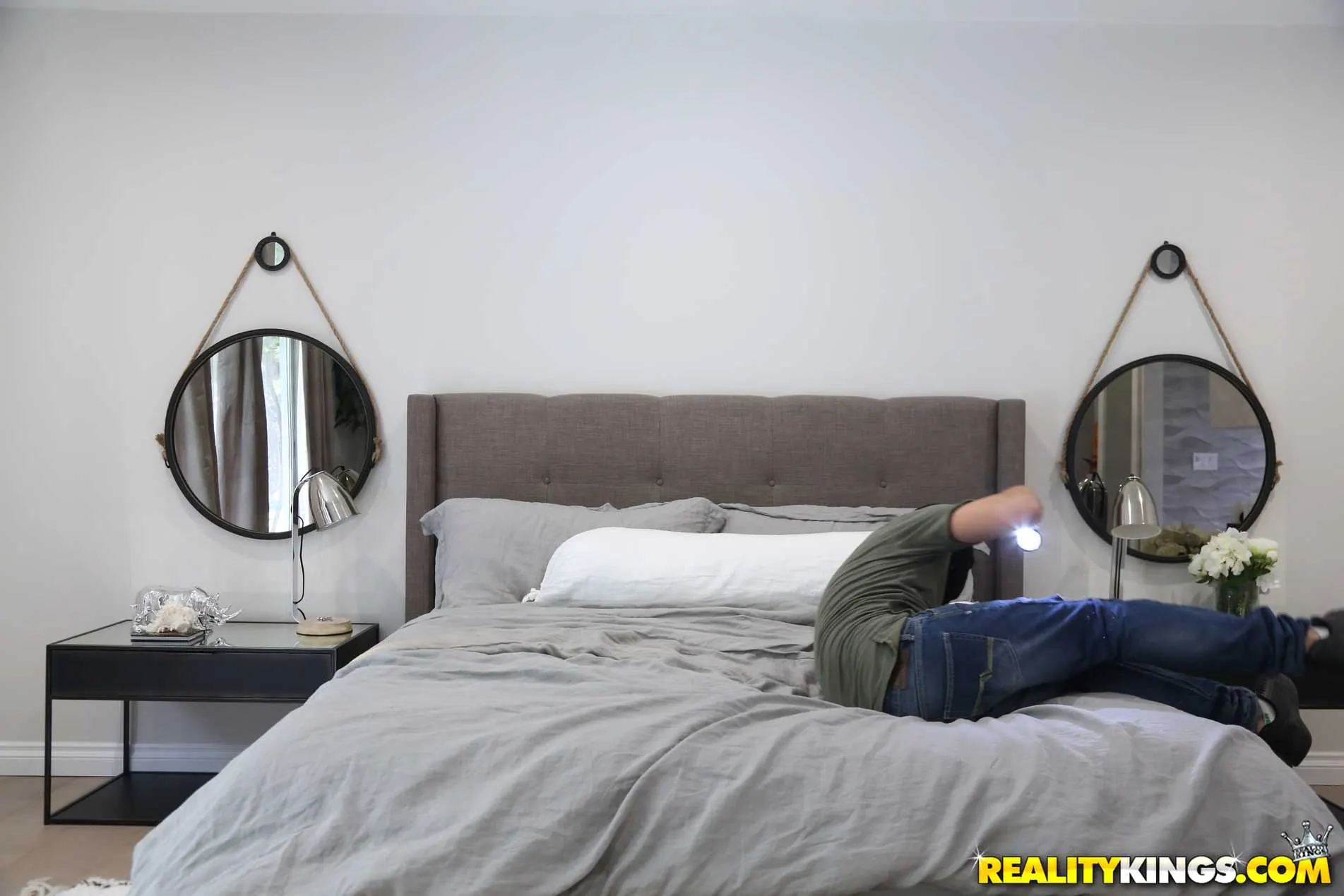 Reality Kings 'Shower Robber' starring Alix Lovell (Photo 144)