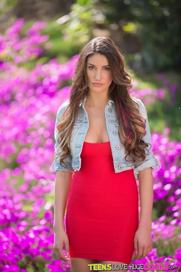 Reality Kings 'No pants dance' starring August Ames (Photo 1)