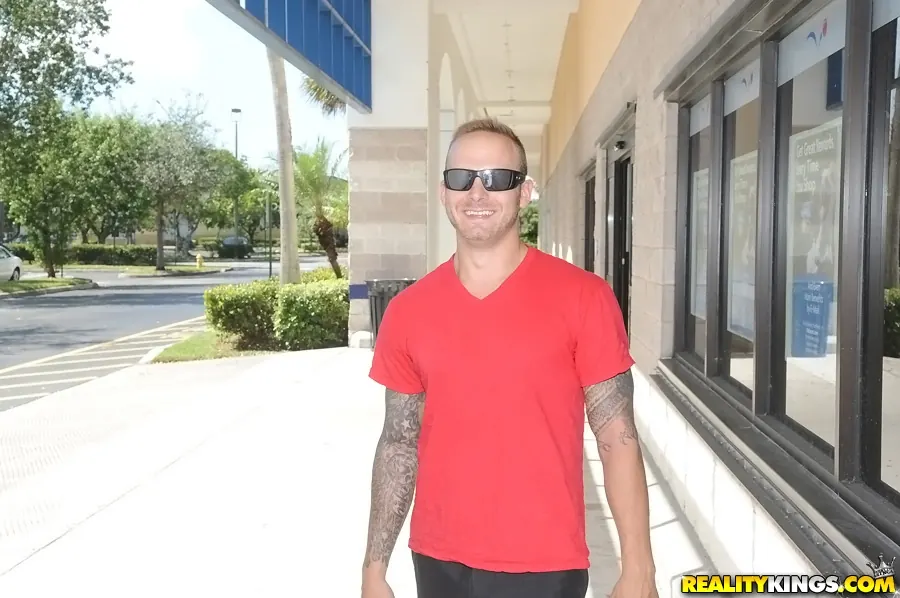 Reality Kings 'Sexy lady' starring Becca Diamond (Photo 1)