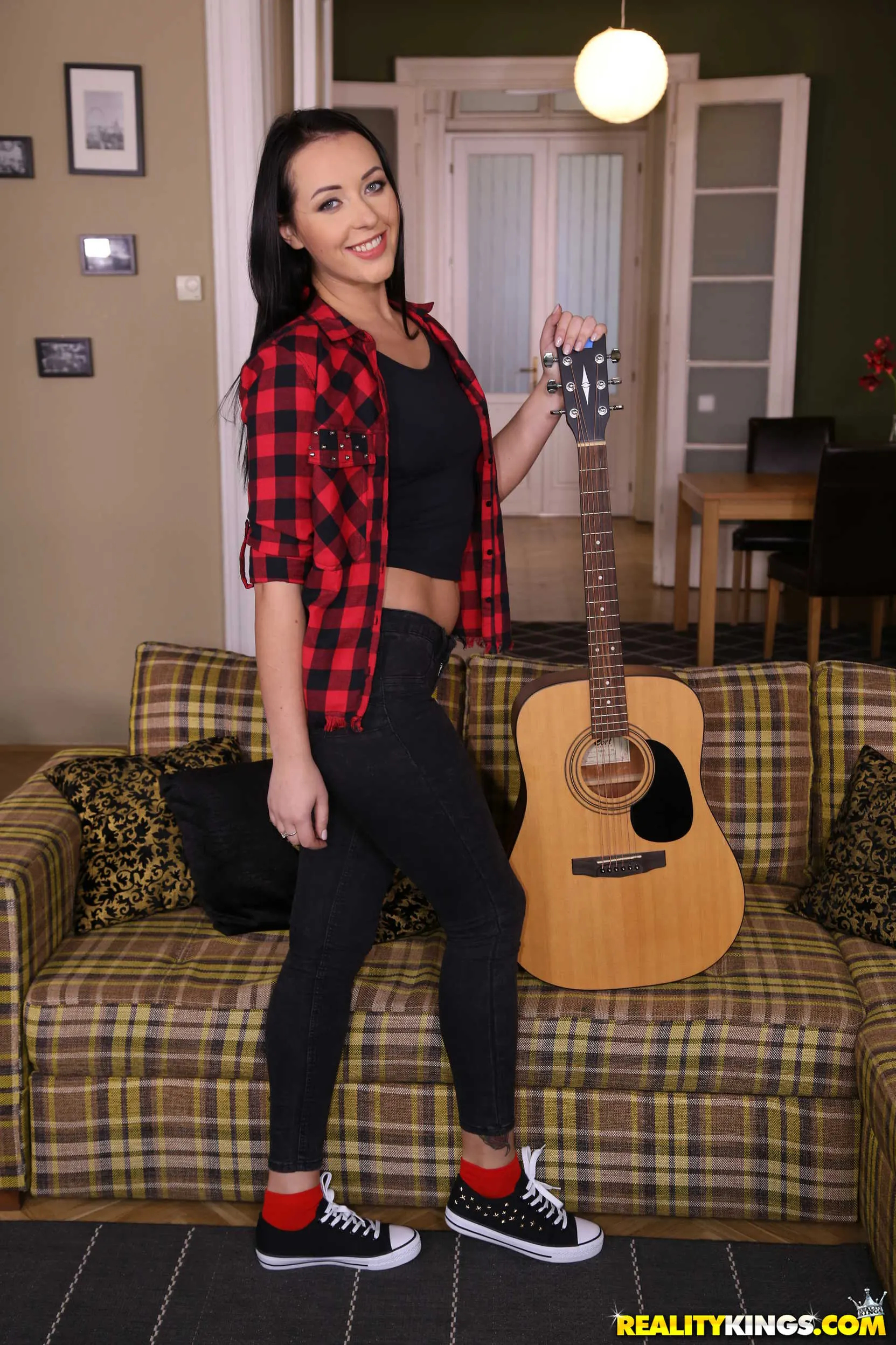 Reality Kings 'While My Guitar Gently Creeps' starring Carolina Vogue (Photo 1)