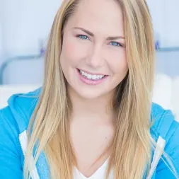 Carter Cruise in 'Reality Kings' Carter in control (Thumbnail 1)