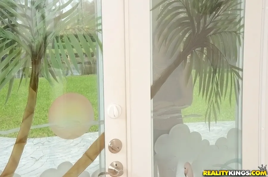 Reality Kings 'Sex addicted' starring Charlie Fletcher (Photo 1)