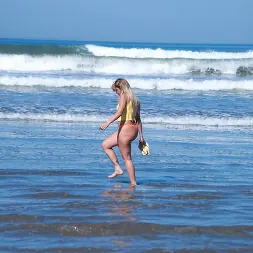 Cindy Blueberry in 'Reality Kings' Soaking wet (Thumbnail 96)