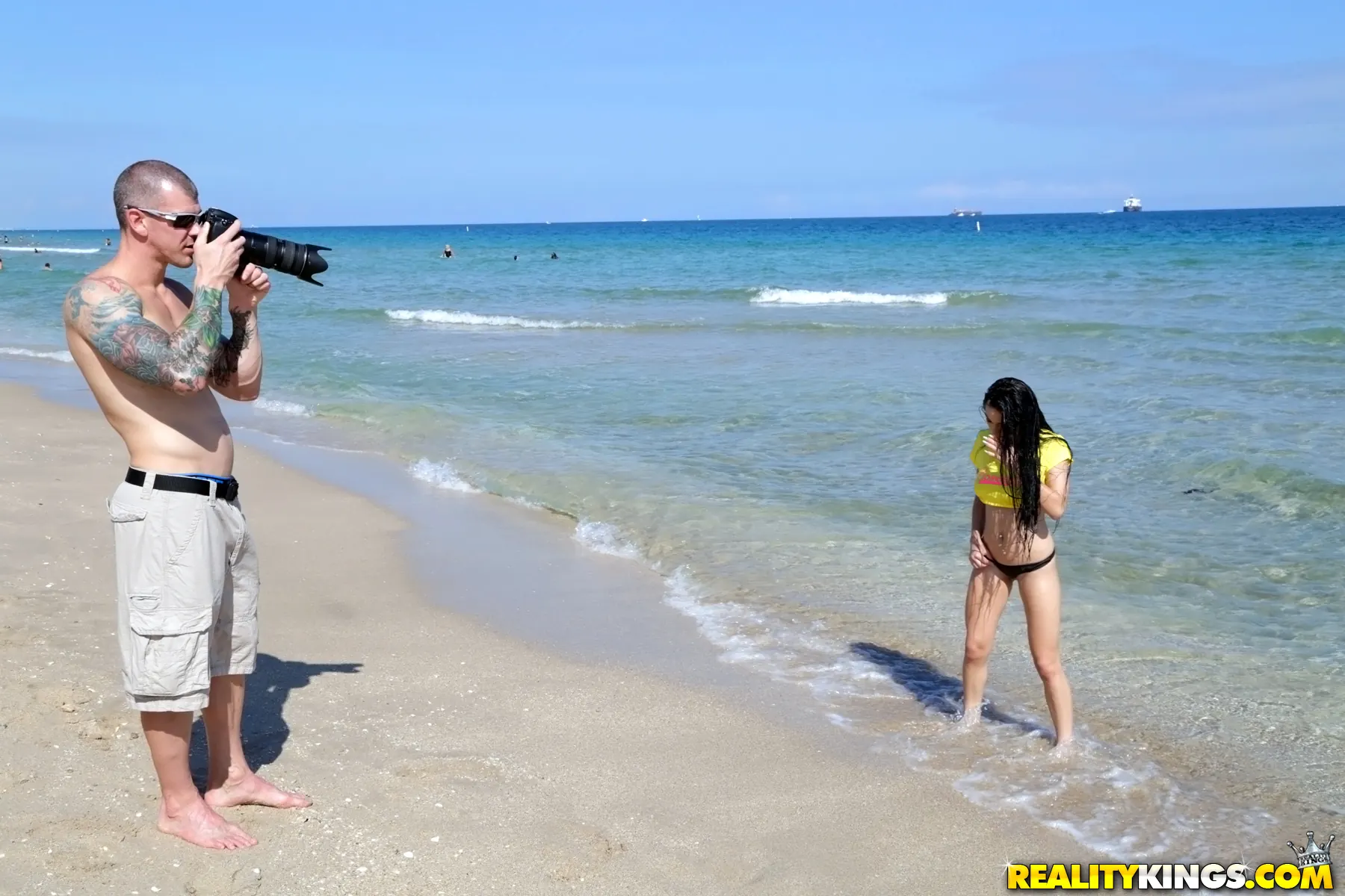Reality Kings 'Boob bombshell' starring Cyrstal Rae (Photo 1)