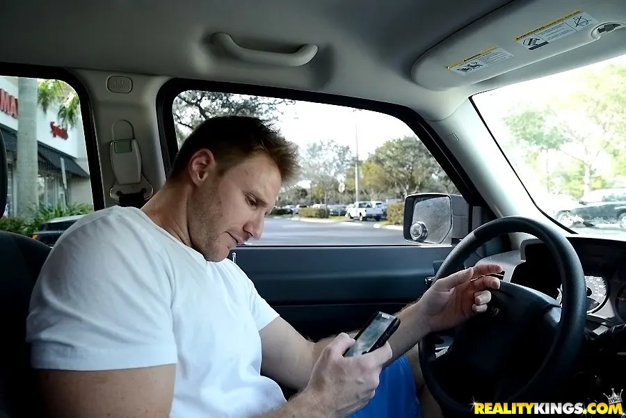 Reality Kings 'Bare dare' starring Dani Dare (Photo 1)