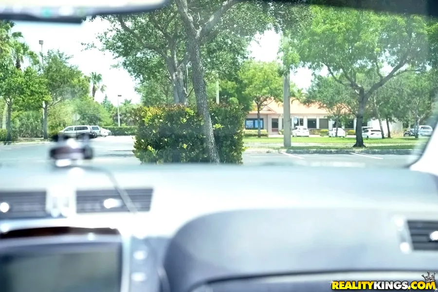 Danira Love in 'Bottoms up' from 'Reality Kings' (Photo 1) Reality Kings 'Bottoms up' starring Danira Love (Photo 1)