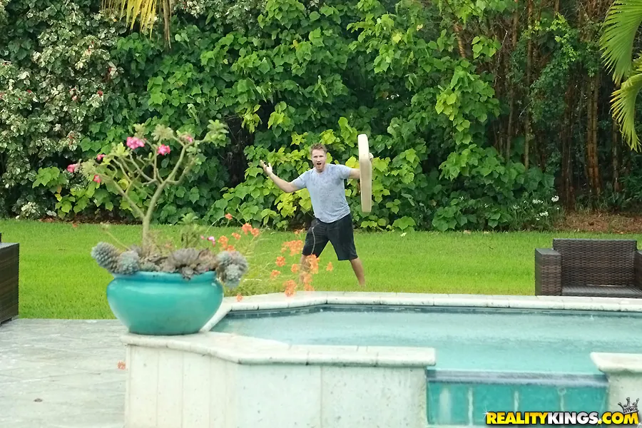 Reality Kings 'Hot for dava' starring Dava Foxx (Photo 1)