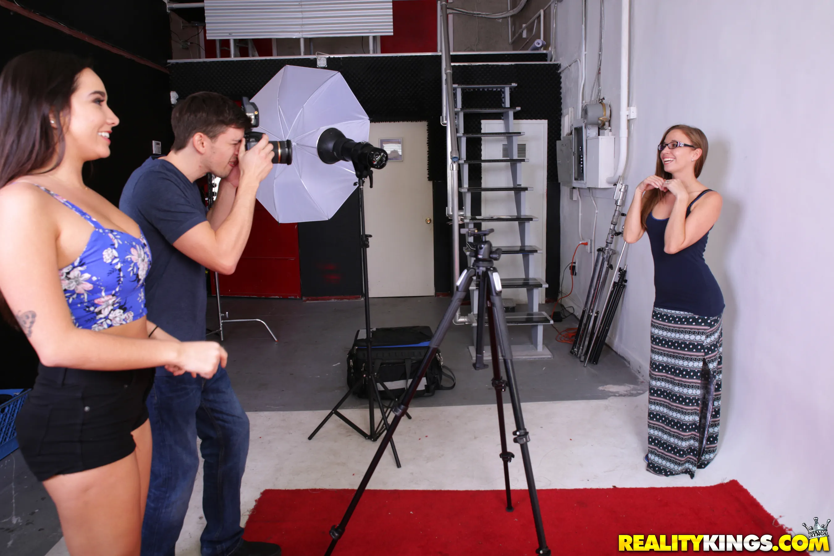 Reality Kings 'Photo Studio' starring Hayden Hennessy (Photo 372)