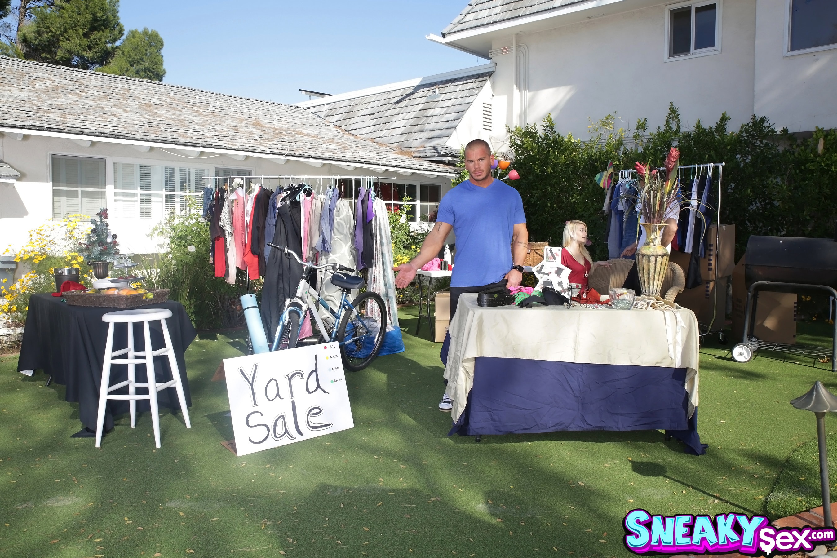 Reality Kings 'Yard Sale' starring Jaye Summers (Photo 1)