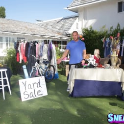 Jaye Summers in 'Reality Kings' Yard Sale (Thumbnail 1)