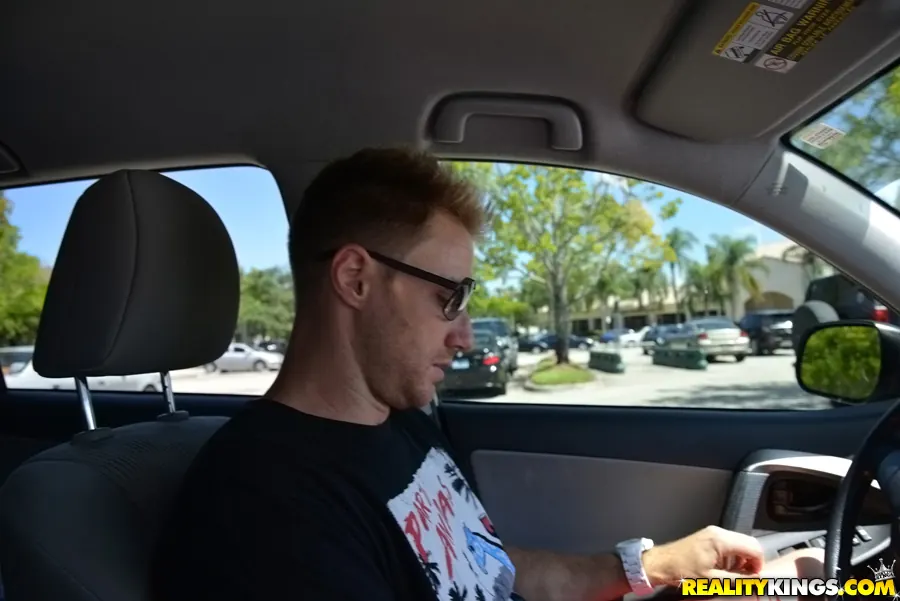 Reality Kings 'Kiss the mrs' starring Jeanie (Photo 1)