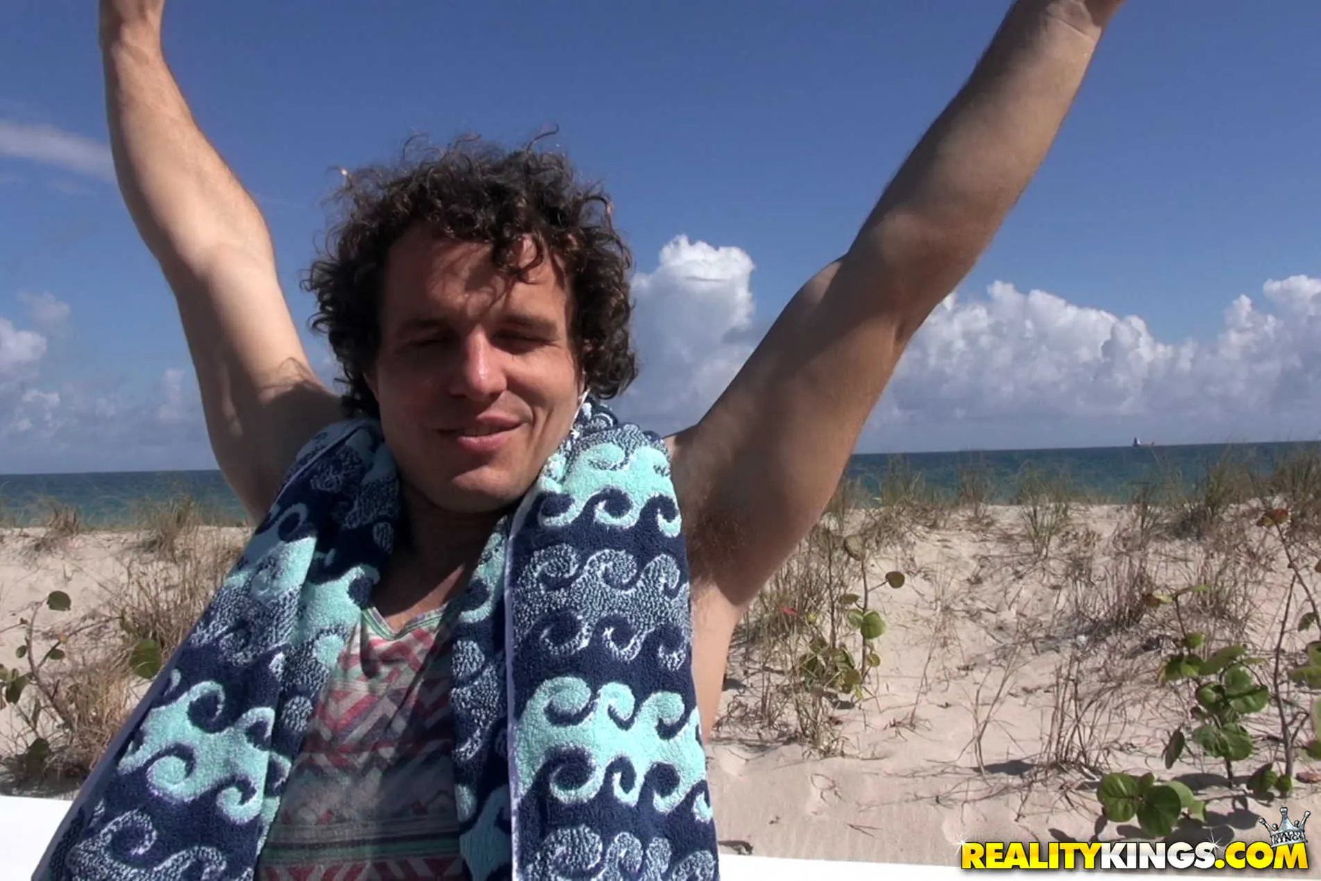 Reality Kings 'Big Boobies At The Beach' starring Julz Gotti (Photo 1)