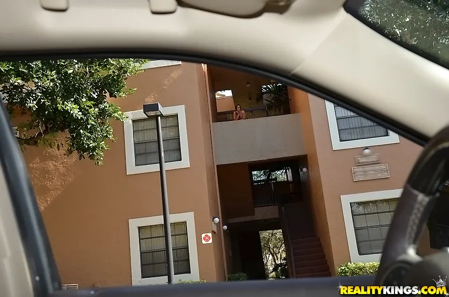 Reality Kings 'Muff monster' starring Kelsi Monroe (Photo 1)