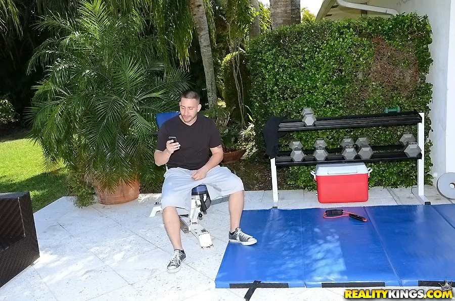 Reality Kings 'Titties in training' starring Lexi (Photo 1)