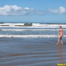 Melissa Fire in 'Reality Kings' Beach wonder (Thumbnail 168)