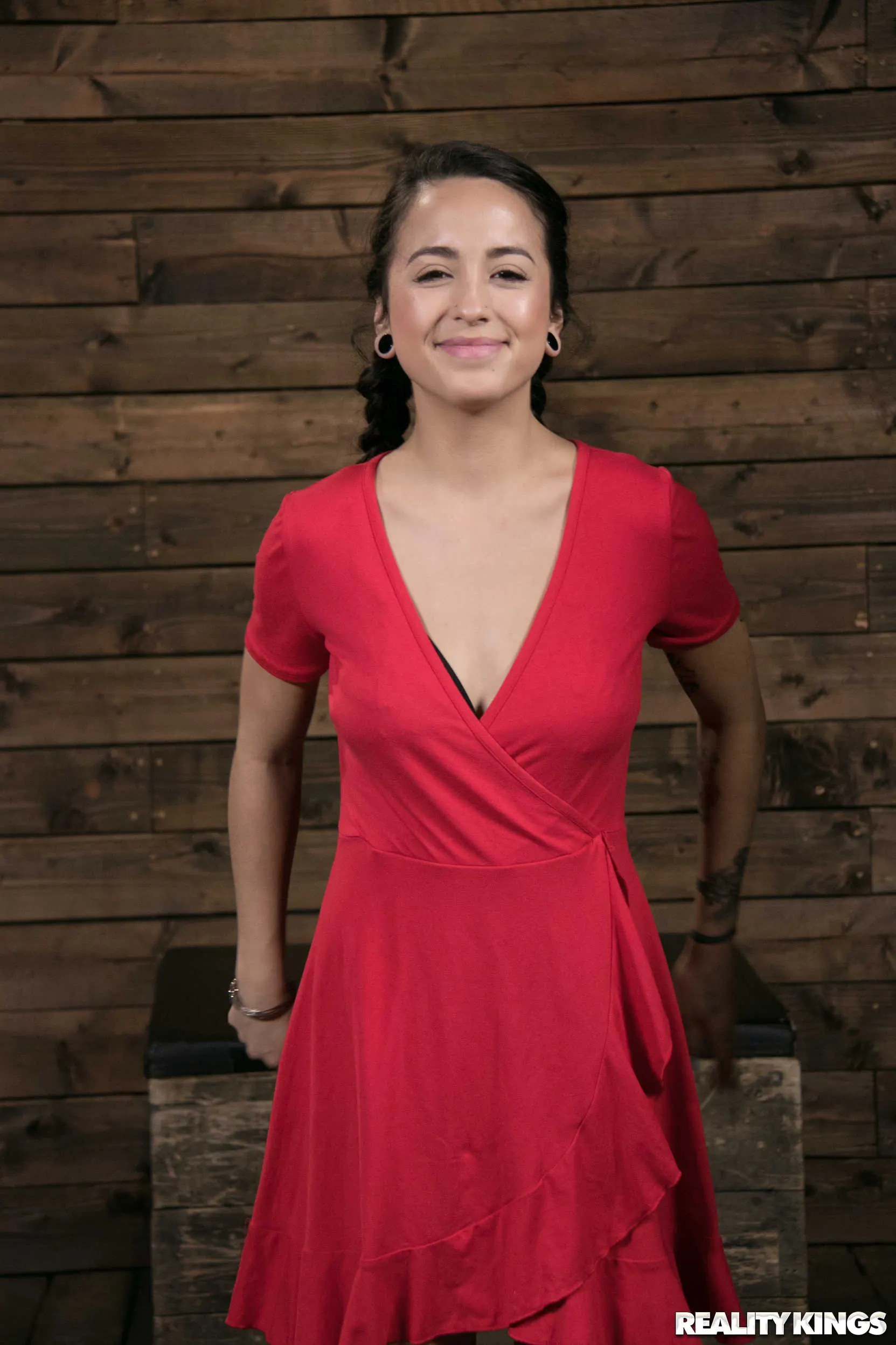 Reality Kings 'Binding Light' starring Mi (Photo 1)