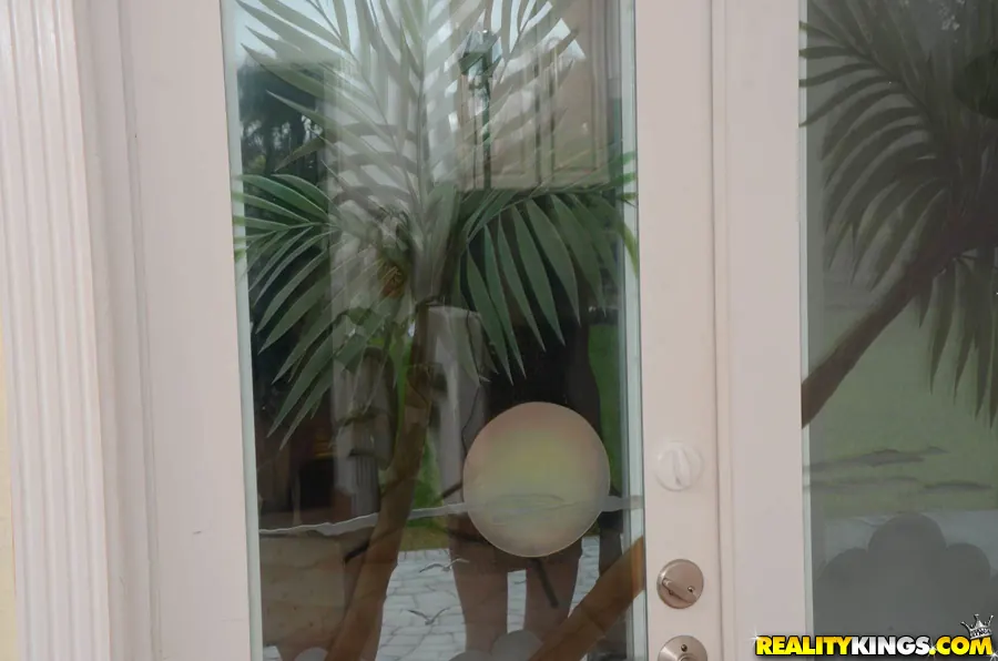 Molly Bliss in 'Pure bliss' from 'Reality Kings' (Photo 1) Reality Kings 'Pure bliss' starring Molly Bliss (Photo 1)