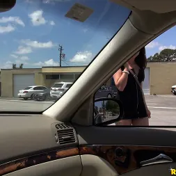 Naiomi Mae in Good Job (Photo 1) Naiomi Mae in 'Reality Kings' Good Job (Thumbnail 1)