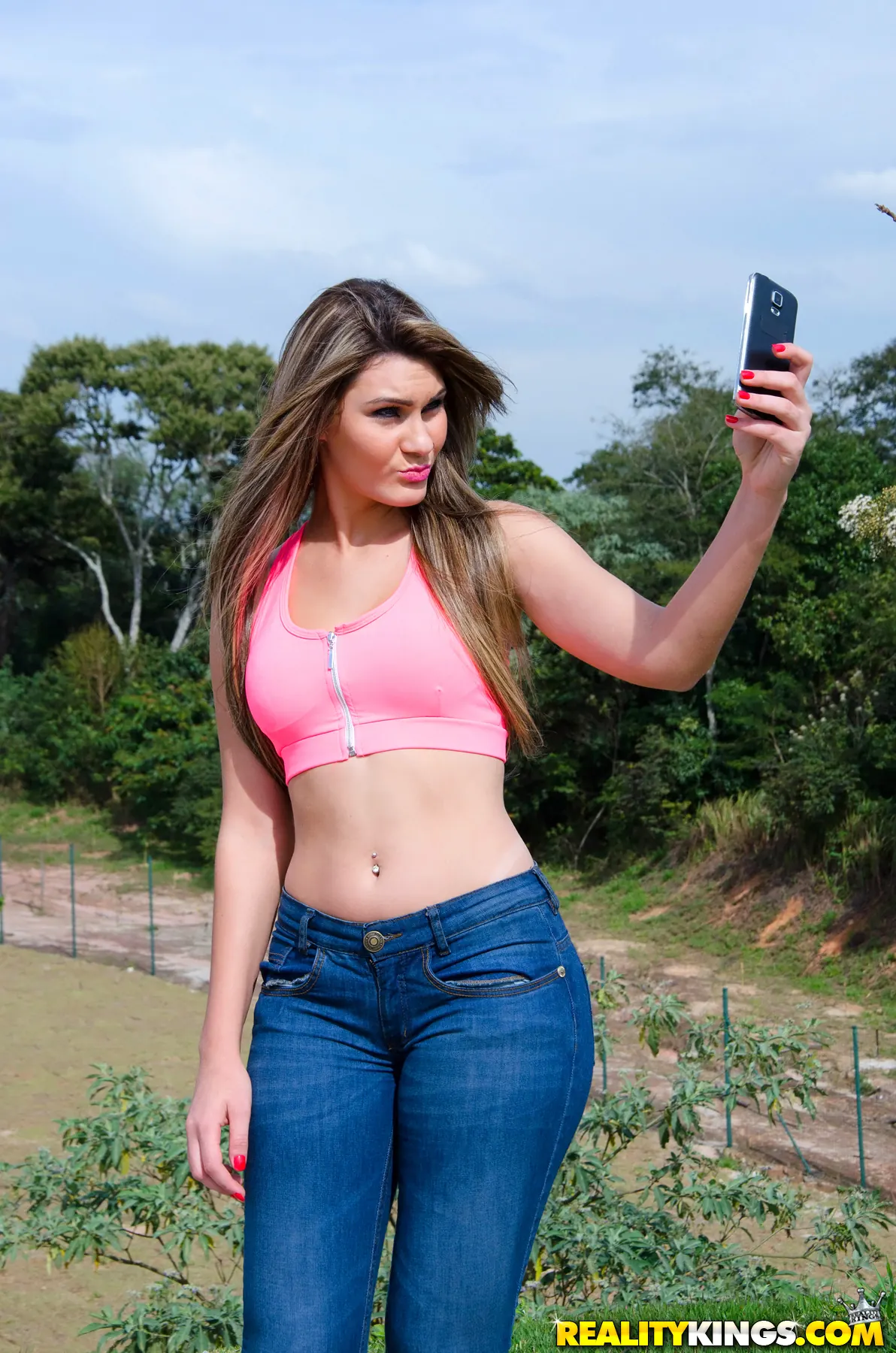 Reality Kings 'Juicy ass' starring Nayra Mendes (Photo 18)