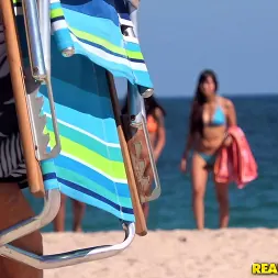 Nola Blu in 'Reality Kings' Twisted Shampoo Prank (Thumbnail 1)