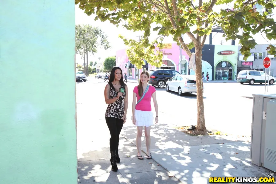 Savannah Rose in 'On the hunt' from 'Reality Kings' (Photo 1) Reality Kings 'On the hunt' starring Savannah Rose (Photo 1)