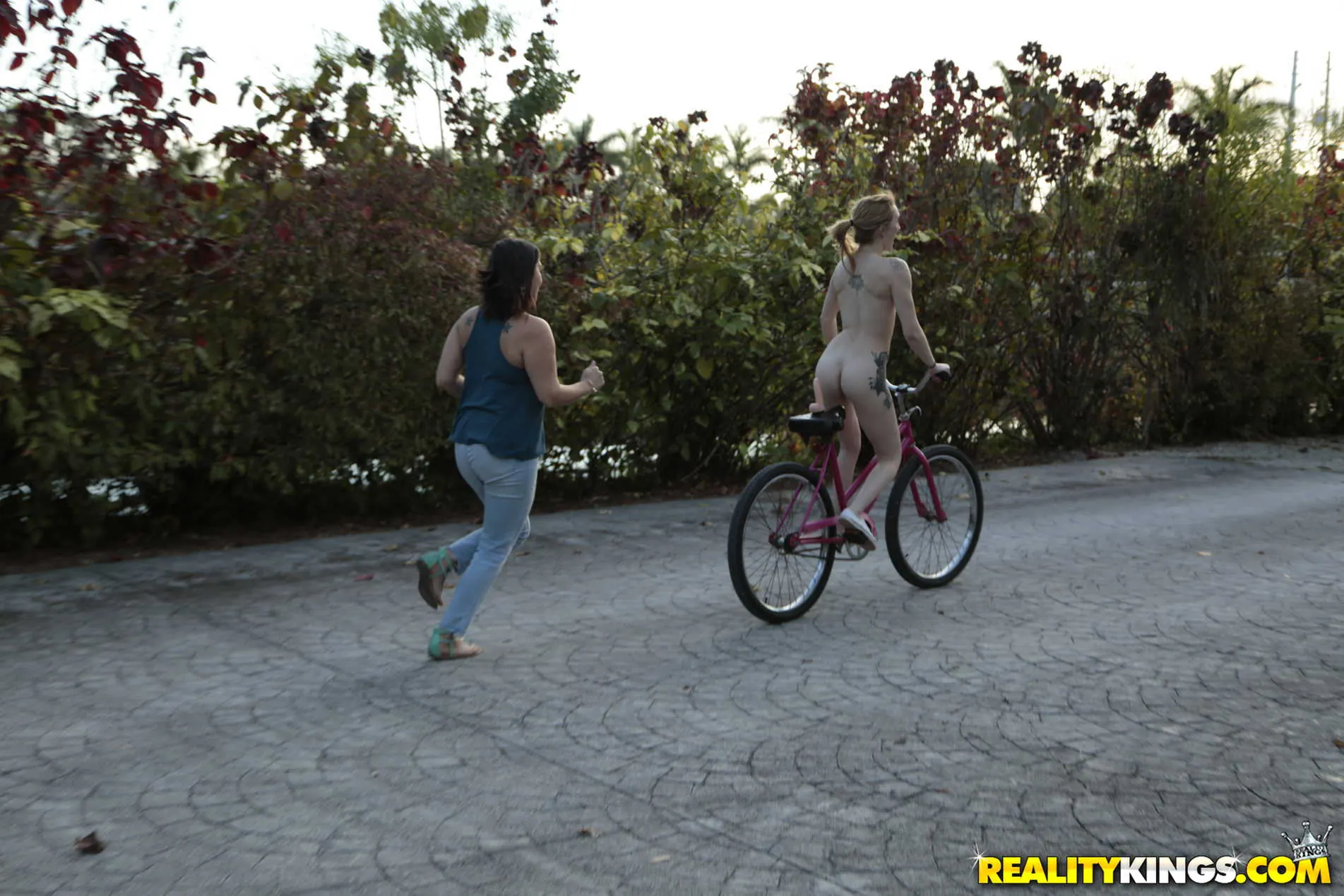 Victoria Gracen in 'Dildocycle' from 'Reality Kings' (Photo 240) Reality Kings 'Dildocycle' starring Victoria Gracen (Photo 240)