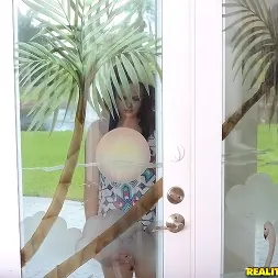 Zoey Wayne in 'Reality Kings' The big oh (Thumbnail 1)